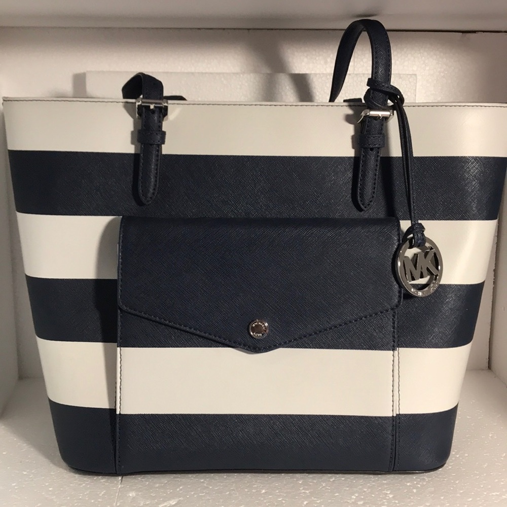 Large Michael Kors jet set Tote NWOT